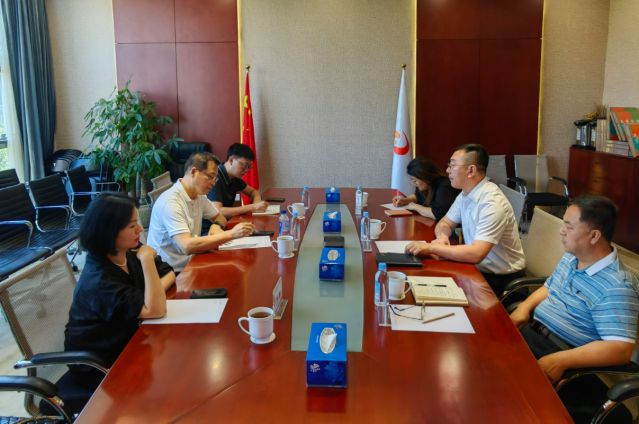 冯平会长率队到访jn江南官方网站考察交流